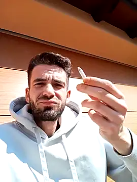 Snapshot of desirtexzle chatting on 03/21/25, 09:12 desirtexzle online show from 03/21/25, 09:12