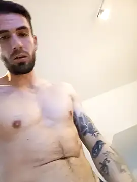 Snapshot of desirtexzle chatting on 03/21/25, 05:23 desirtexzle online show from 03/21/25, 05:23