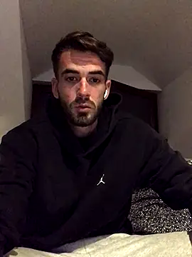 Snapshot of desirtexzle chatting on 09/08/25, 07:57 desirtexzle online show from 09/08/25, 07:57