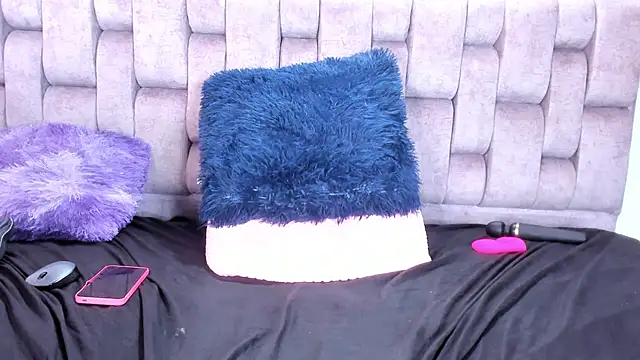 Stephanie69ryanhot online show from 03/10/26, 01:05