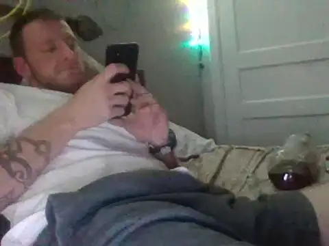 biggzee6 online show from 02/13/25, 06:52