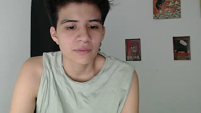 Snapshot of Dha_lia0 chatting on 07/13/26, 10:34 Dha lia0 online show from 07/13/26, 10:34