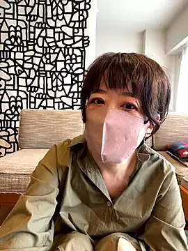 Snapshot of daako_oO chatting on 10/18/25, 04:04 daako oO online show from 10/18/25, 04:04