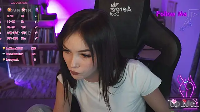 Snapshot of DakotaaJohnnson chatting on 03/22/25, 03:09 DakotaaJohnnson online show from 03/22/25, 03:09