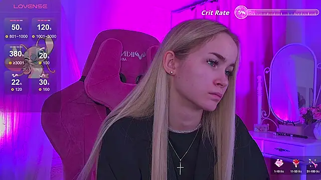 Snapshot of DakotaaJohnnson chatting on 09/24/25, 02:26 DakotaaJohnnson online show from 09/24/25, 02:26