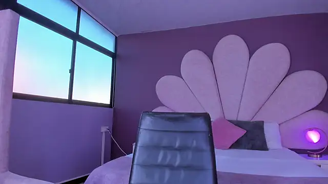 Snapshot of ValeriaOrtega chatting on 01/29/25, 12:02 ValeriaOrtega online show from 01/29/25, 12:02