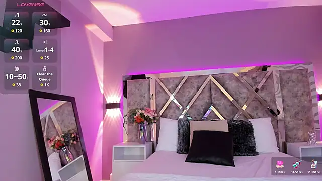 Snapshot of ValeriaOrtega chatting on 02/06/25, 11:21 ValeriaOrtega online show from 02/06/25, 11:21