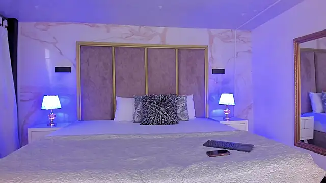 Snapshot of ValeriaOrtega chatting on 10/14/25, 11:22 ValeriaOrtega online show from 10/14/25, 11:22