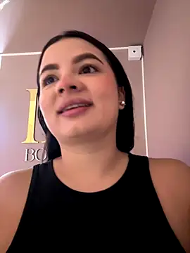 Snapshot of ValeriaOrtega chatting on 10/19/25, 12:39 ValeriaOrtega online show from 10/19/25, 12:39