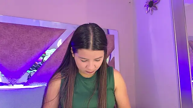 Snapshot of ValeriaOrtega chatting on 07/07/26, 11:47 ValeriaOrtega online show from 07/07/26, 11:47