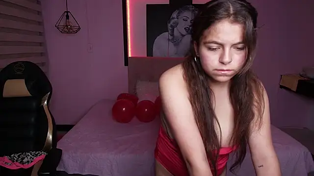 Kitten Cam online show from 02/14/25, 04:09