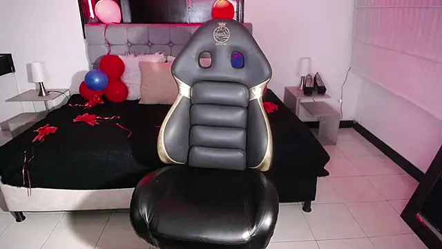 Kitten Cam online show from 02/19/25, 03:06