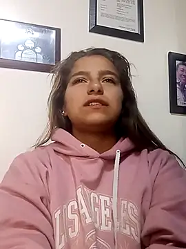 Kitten Cam online show from 10/02/25, 03:35