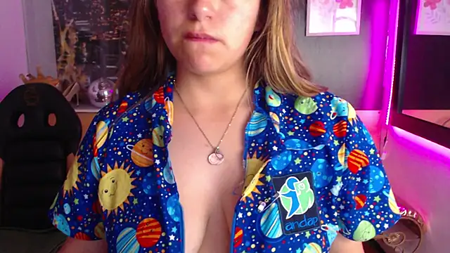 Kitten Cam online show from 10/10/25, 05:50