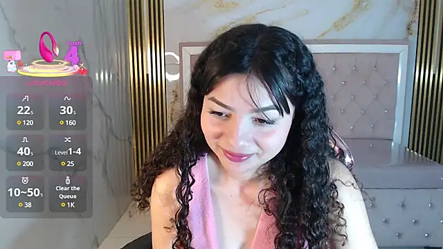 Snapshot of shalon_diaz_s chatting on 03/06/25, 04:17 shalon diaz s online show from 03/06/25, 04:17