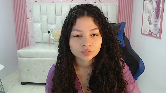 Snapshot of shalon_diaz_s chatting on 09/09/25, 12:59 shalon diaz s online show from 09/09/25, 12:59