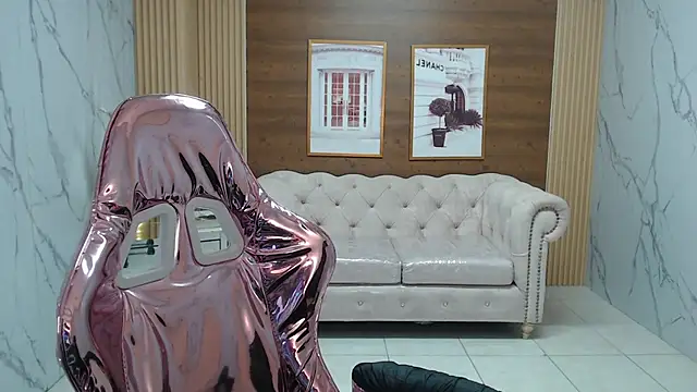 Snapshot of shalon_diaz_s chatting on 11/21/25, 01:15 shalon diaz s online show from 11/21/25, 01:15