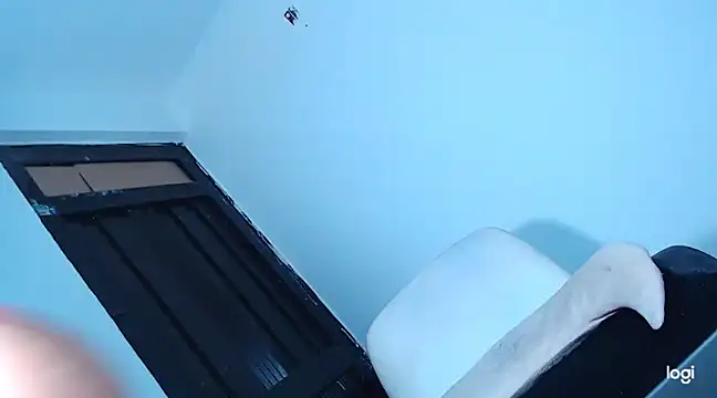 Snapshot of licy_blonde_hot chatting on 01/21/25, 05:38 licy blonde hot online show from 01/21/25, 05:38