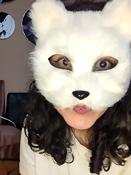 Snapshot of GinnyDelice chatting on 01/27/25, 01:26 GinnyDelice online show from 01/27/25, 01:26