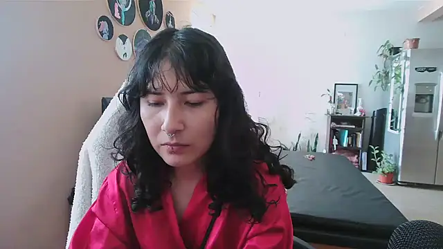 Snapshot of GinnyDelice chatting on 10/11/25, 10:52 GinnyDelice online show from 10/11/25, 10:52