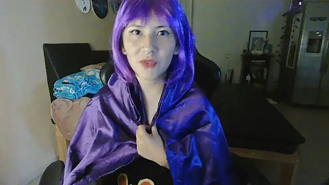 Snapshot of GinnyDelice chatting on 10/27/25, 01:09 GinnyDelice online show from 10/27/25, 01:09