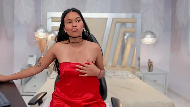 LIA SWAN  online show from 02/06/25, 07:13