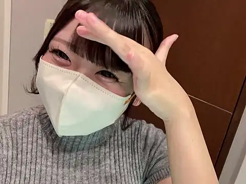 Snapshot of shina_mo_n_ch chatting on 11/02/25, 03:31 shina mo n ch online show from 11/02/25, 03:31