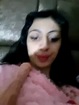 Snapshot of majdolin78 chatting on 02/15/25, 07:39 majdolin78 online show from 02/15/25, 07:39