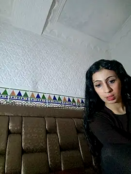 Snapshot of majdolin78 chatting on 02/24/25, 04:36 majdolin78 online show from 02/24/25, 04:36