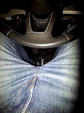 Nzino1983 online show from 03/23/26, 05:39