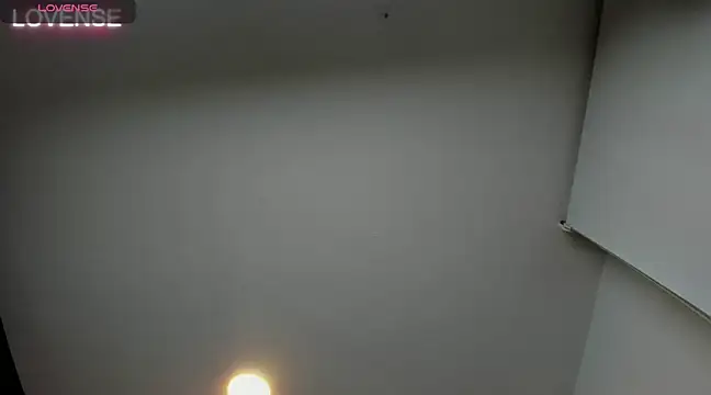 alicia chris online show from 02/12/25, 03:40