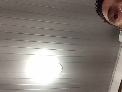 grossocalibre20 online show from 03/03/25, 06:37