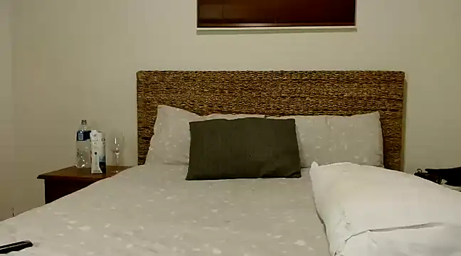 Godessofpleasxa online show from 02/20/25, 07:41