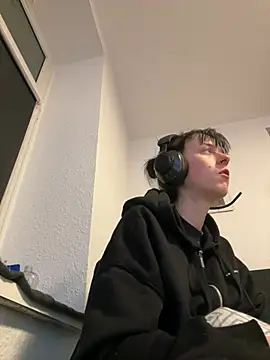 Ciara2004 online show from 01/13/26, 07:30