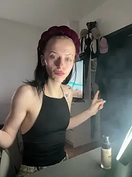 Ciara2004 online show from 02/18/26, 12:45