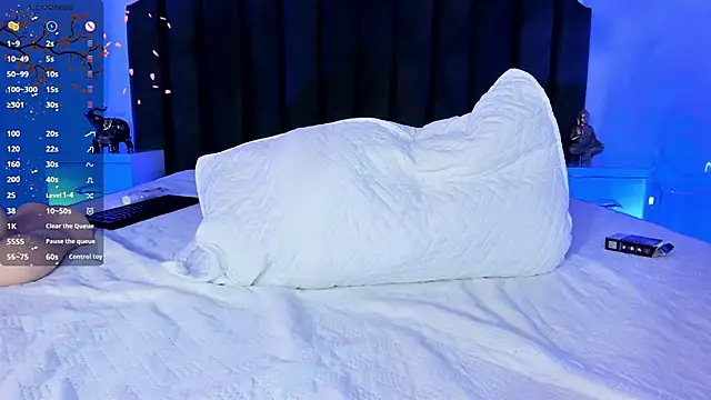 AnthonelaRusso  online show from 03/14/25, 03:15