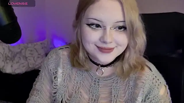 Electro doll online show from 03/11/25, 06:08