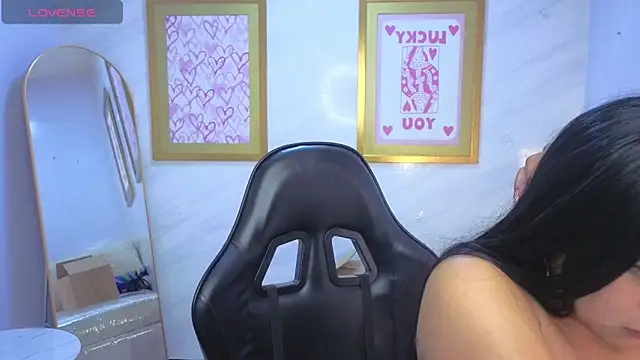 Paulette v online show from 03/20/26, 01:05