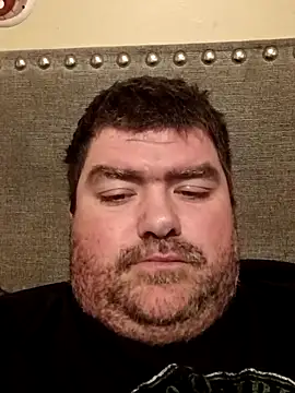 Rcraigue4 online show from 10/31/25, 12:06