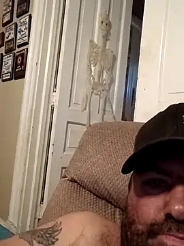 Rcraigue4 online show from 11/04/25, 09:58