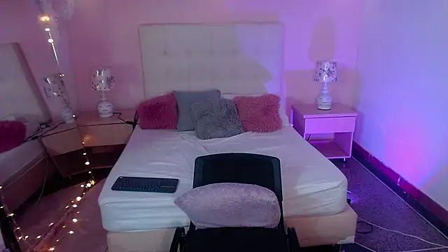 ScarlettDreamss7 online show from 02/28/25, 03:37