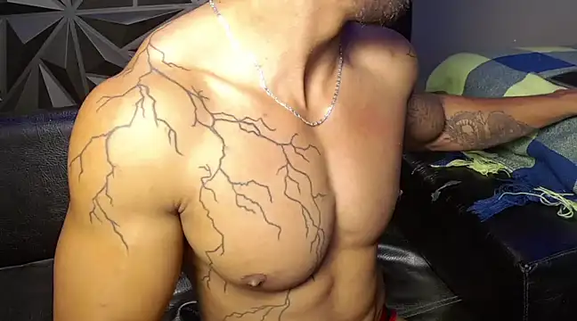 Snapshot of Jacob_Beckett chatting on 03/11/25, 02:29 Jacob Beckett online show from 03/11/25, 02:29