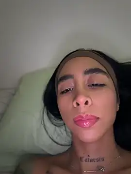 sophierooy22 online show from 07/15/26, 04:01