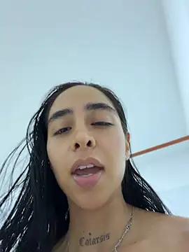sophierooy22 online show from 07/19/26, 03:43