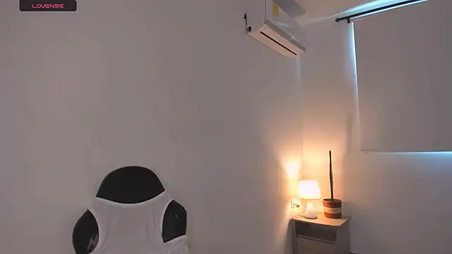 brithany olson25 online show from 03/09/25, 02:32