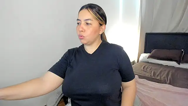 brithany olson25 online show from 04/02/26, 09:45