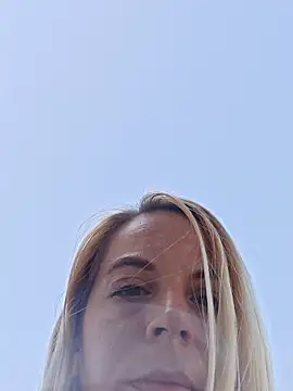 SweetyNinaOff1 online show from 06/21/26, 09:34