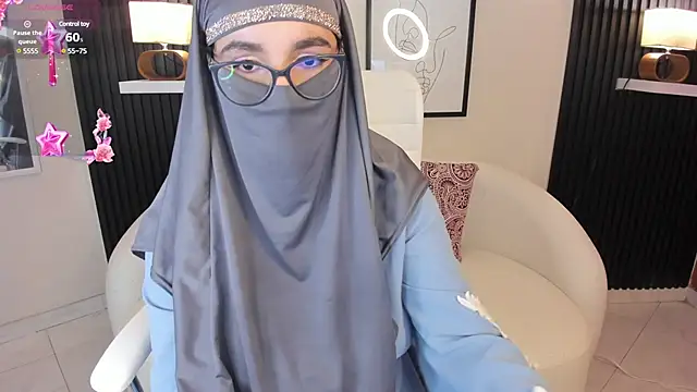 Ayha khalaf online show from 03/18/25, 04:04