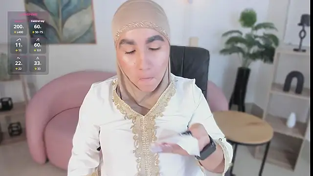 Ayha khalaf online show from 10/17/25, 01:31