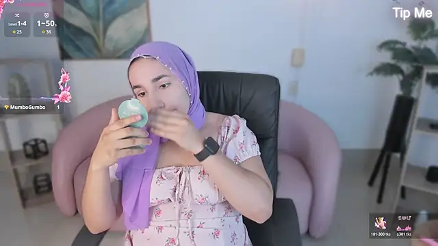 Ayha khalaf online show from 11/19/25, 01:05